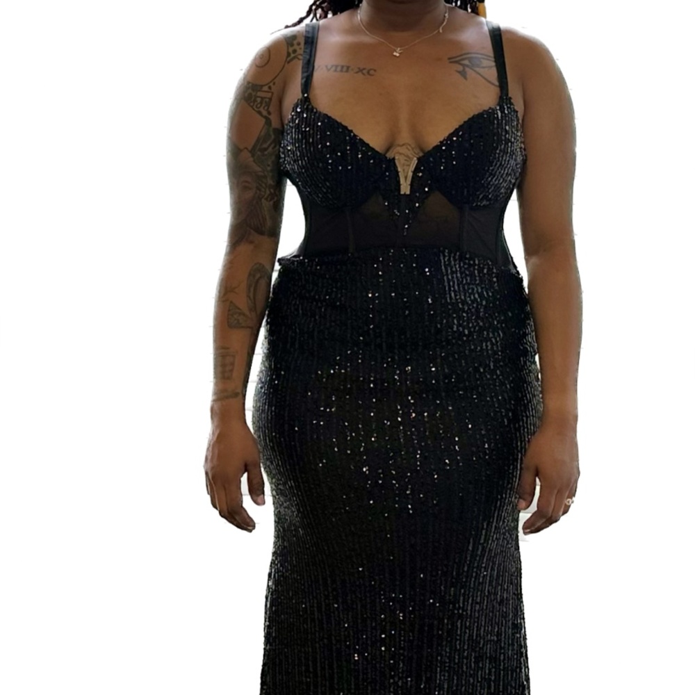 Never Worn Fashion Nova "My moment" Black Sequin Gown.Perfect for Gala-New Years